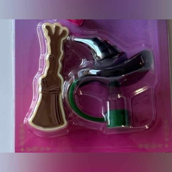 Stanley Wicked Elphaba 30oz Tumbler Bundle Straw Topper Glinda Limited Edition - Picture 3 of 6